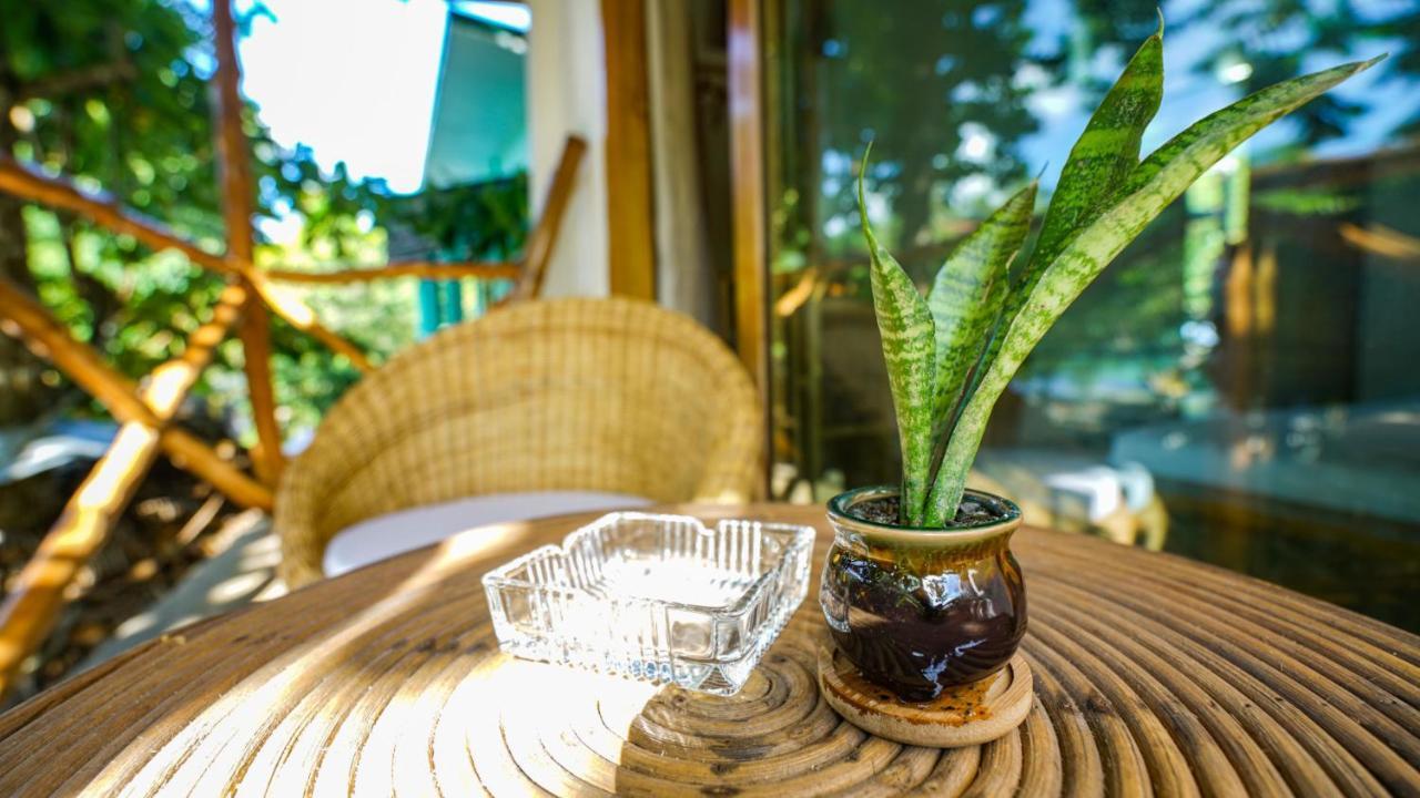Serenity Hotel El Nido Kültér fotó